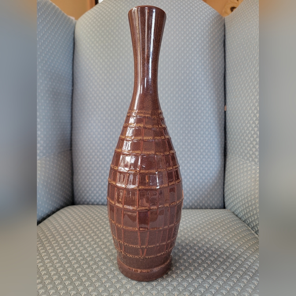 Vintage Haeger Potteries Textured Vase